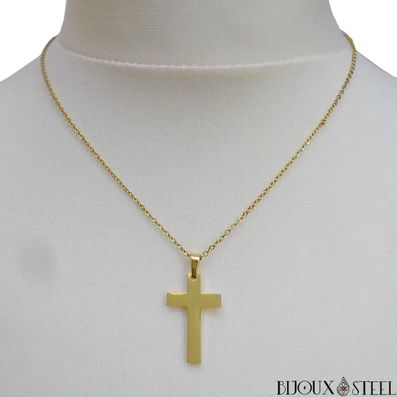 Collier à pendentif croix en acier inoxydable