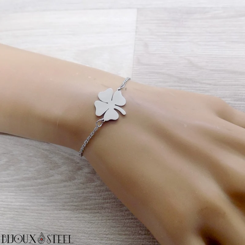 Bracelet trèfle à quatre feuilles en acier inoxydable
