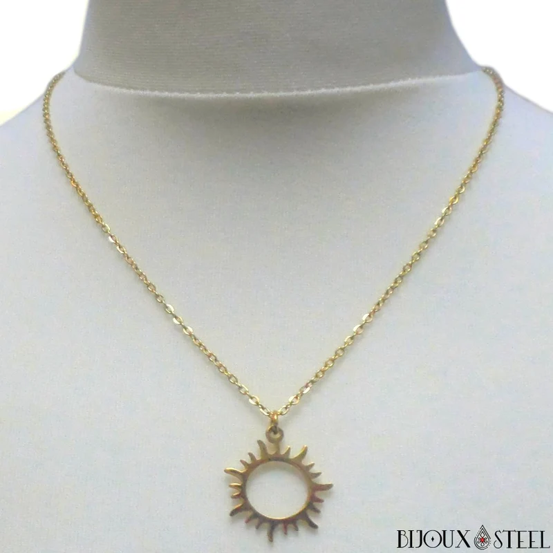 Collier à pendentif soleil en acier inoxydable