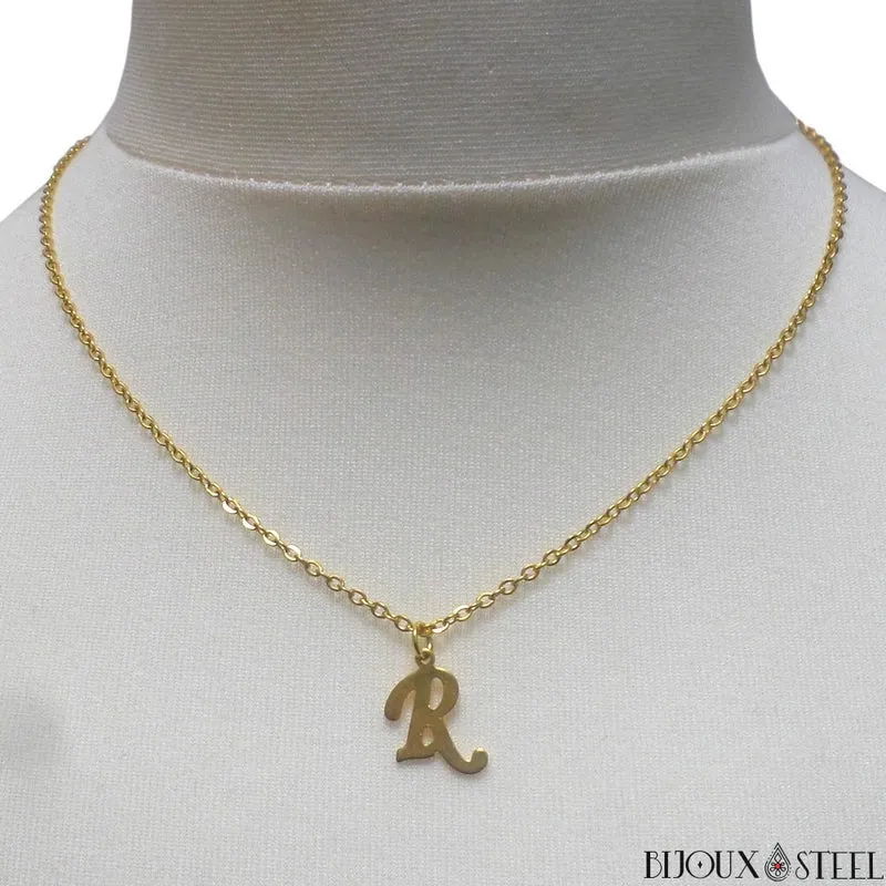 Collier à pendentif lettre dorée en acier inoxydable
