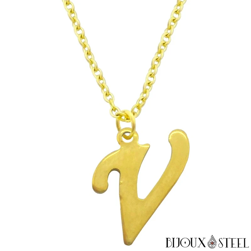 Collier à pendentif lettre dorée en acier inoxydable