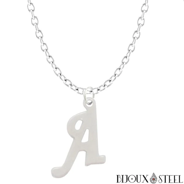 Collier à pendentif lettre argentée en acier inoxydable