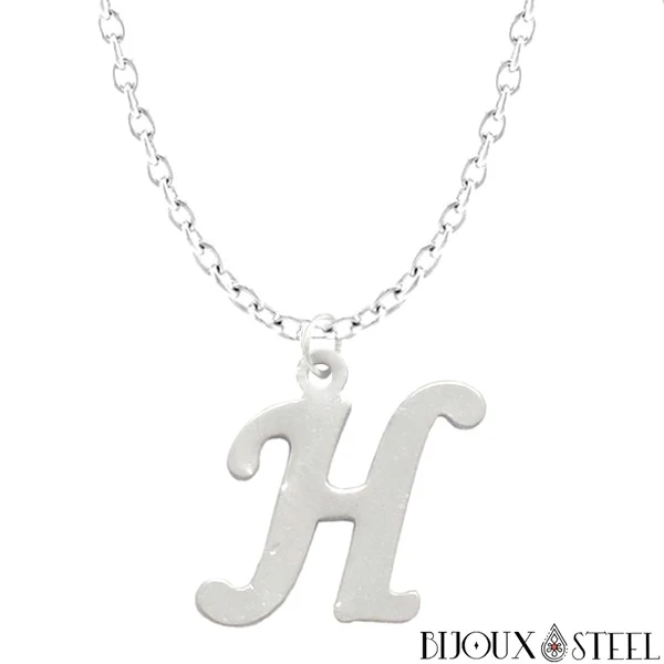 Collier à pendentif lettre argentée en acier inoxydable