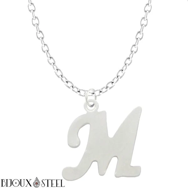 Collier à pendentif lettre argentée en acier inoxydable