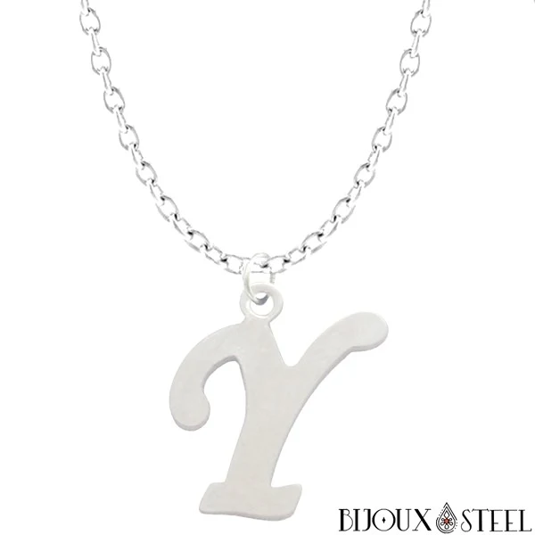 Collier à pendentif lettre argentée en acier inoxydable