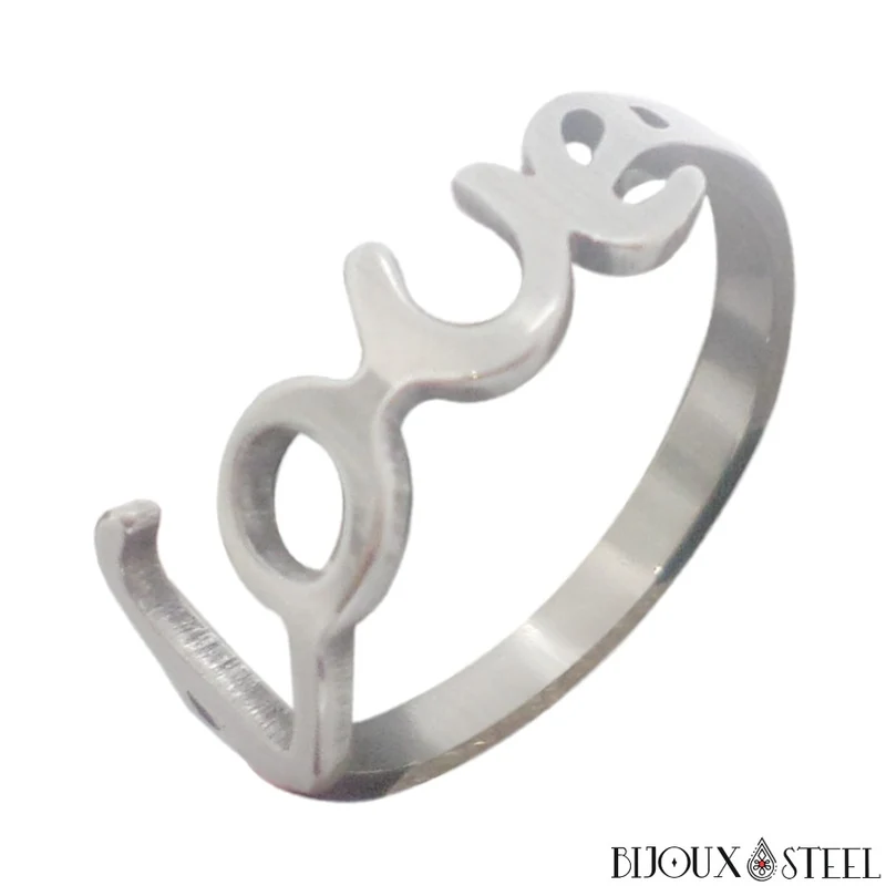 Bague LOVE argentée en acier chirurgical
