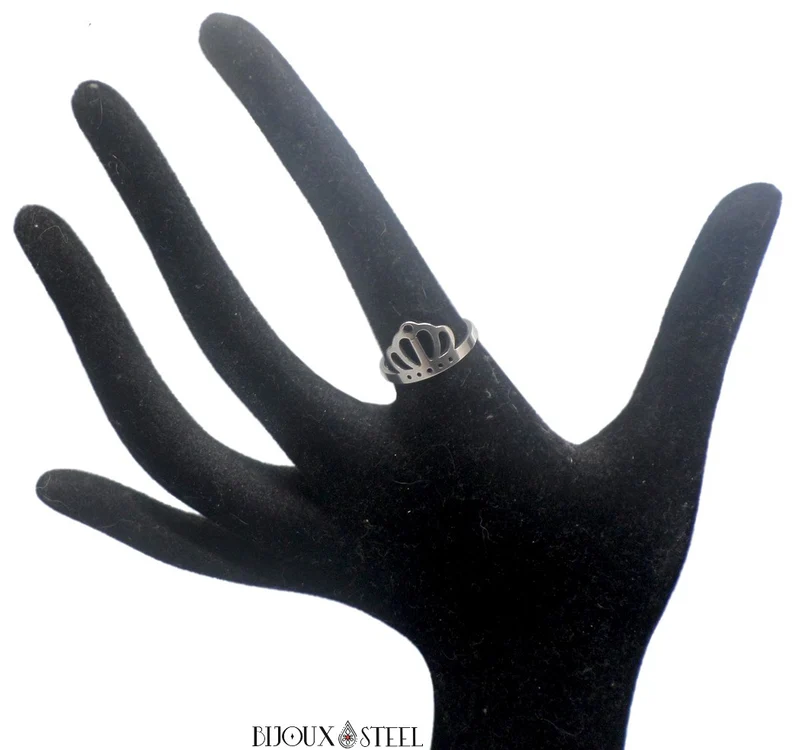 Bague à couronne argentée en acier chirurgical