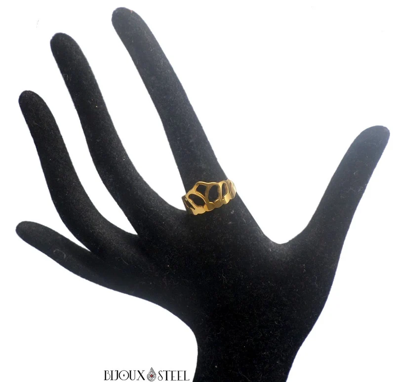 Bague couronne de reine dorée en acier chirurgical