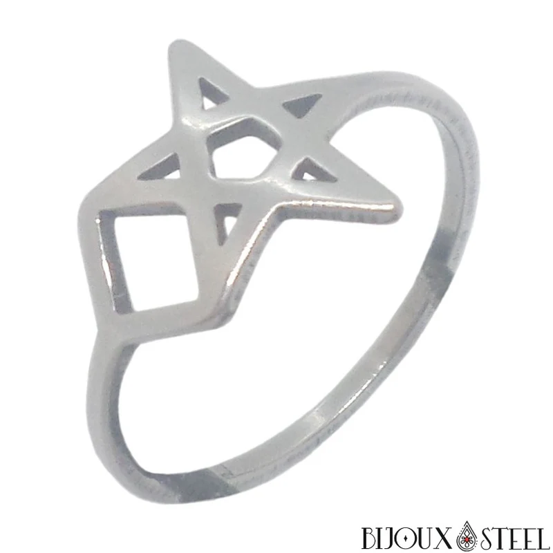 Bague à étoile argentée en acier chirurgical