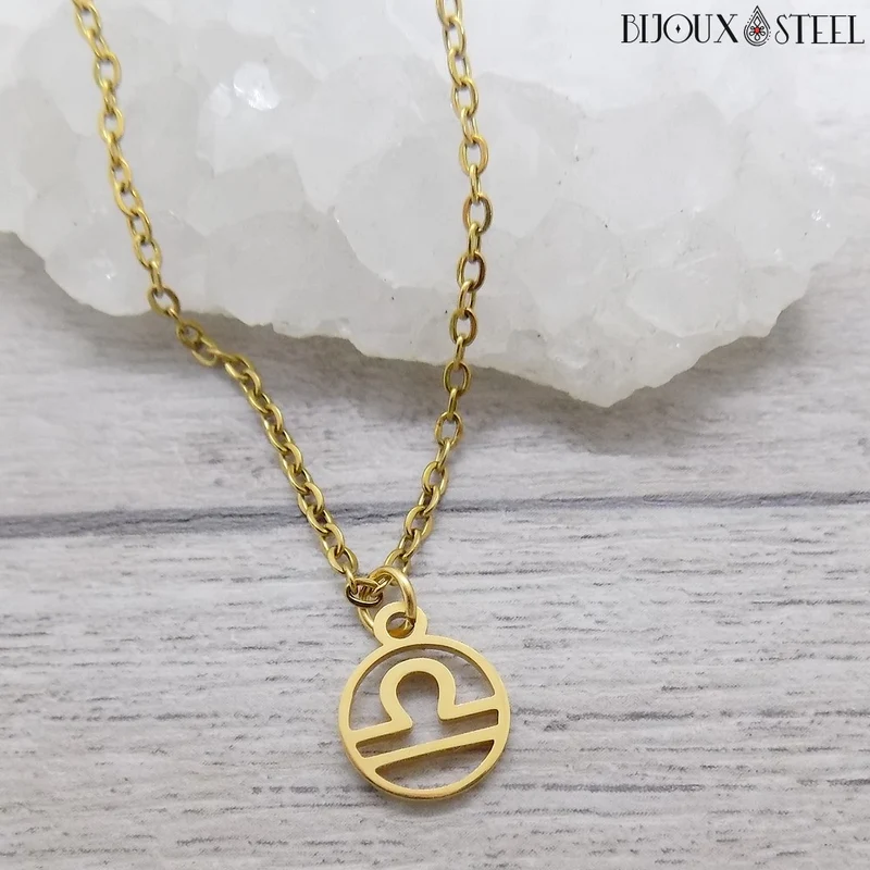 Collier à pendentif signe astrologique doré en acier inoxydable