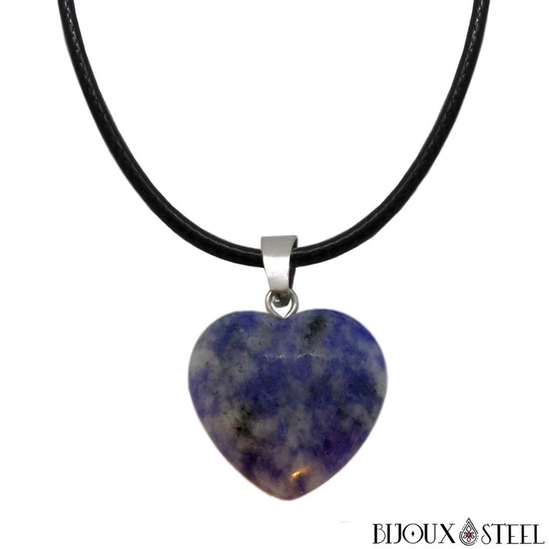 Collier à pendentif cœur en pierre de sodalite