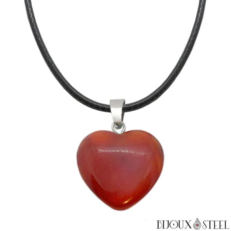 Collier à pendentif cœur en pierre d'agate rouge