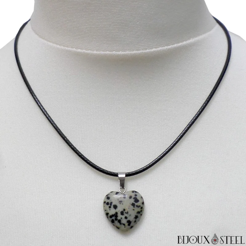 Collier à pendentif cœur en pierre de jaspe dalmatien