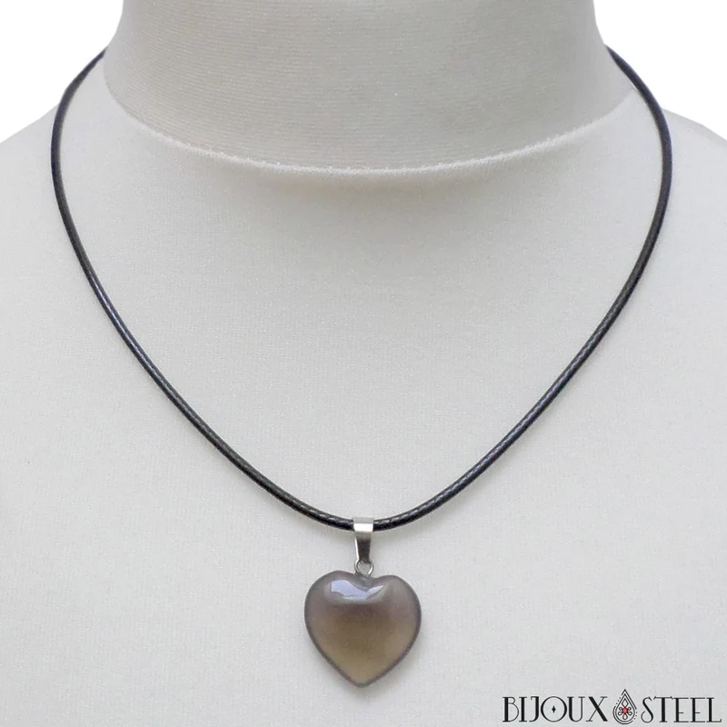Collier à pendentif cœur en pierre d'agate grise