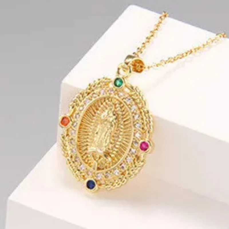 Collier Ovale Vierge Marie Or