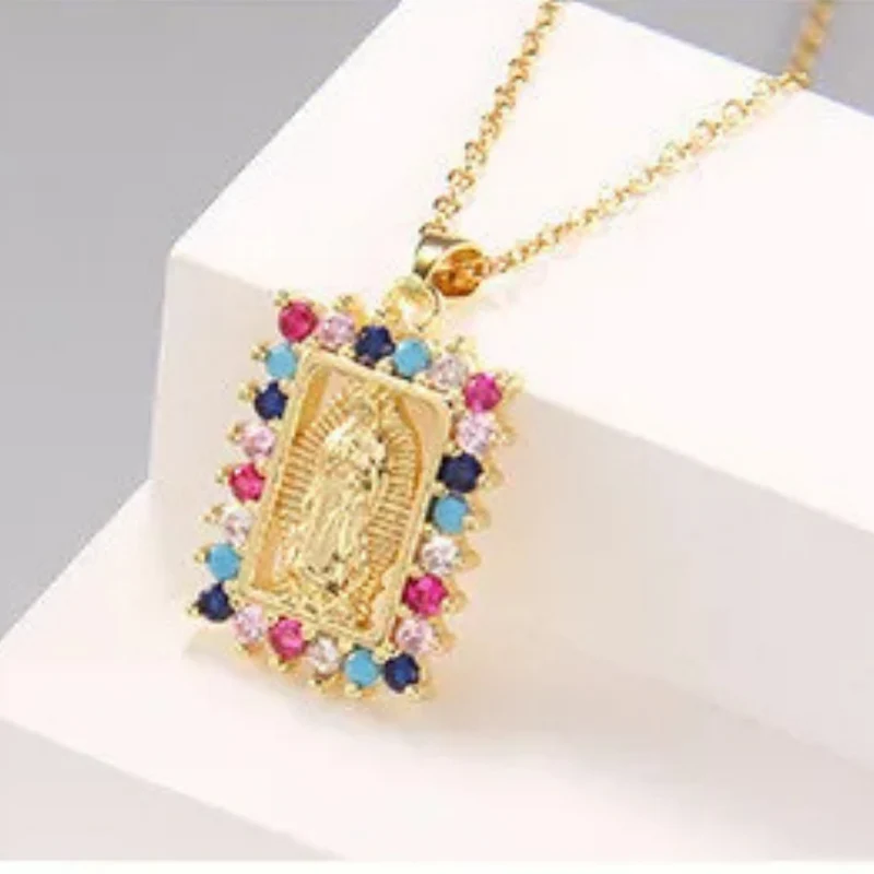 Collier Pendentif Rectangulaire Vierge Marie