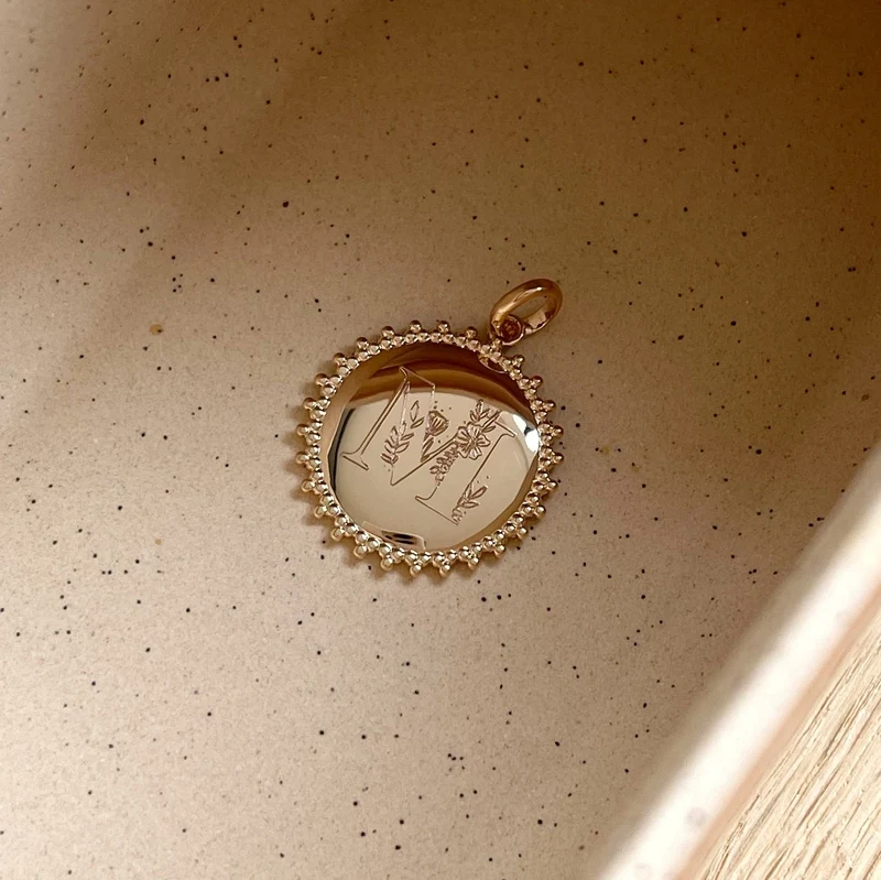 Pendentif "Slorie" plaqué or
