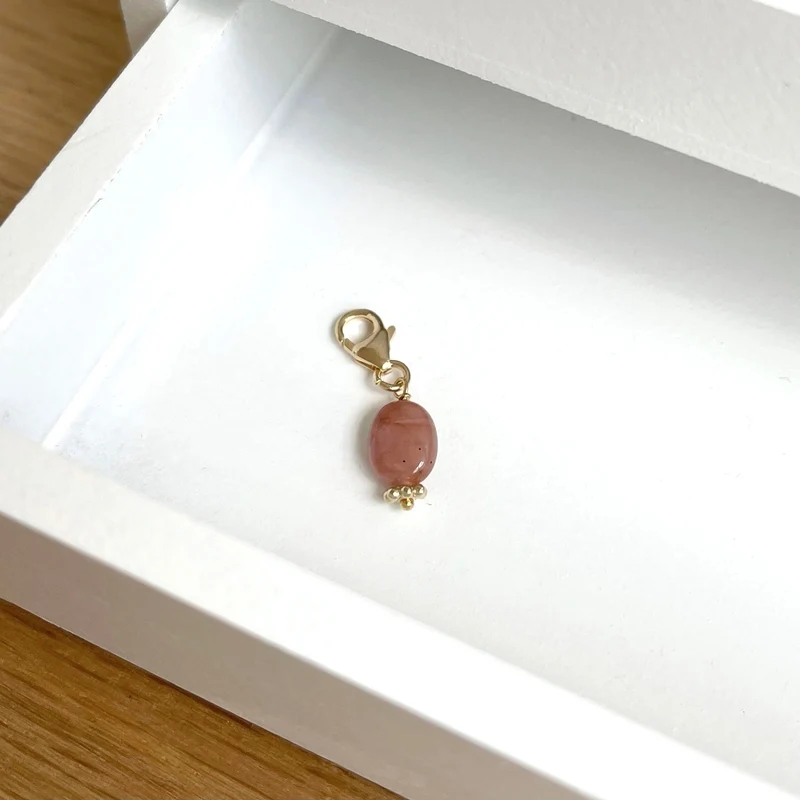 Charm "Rhodochrosite" plaqué or