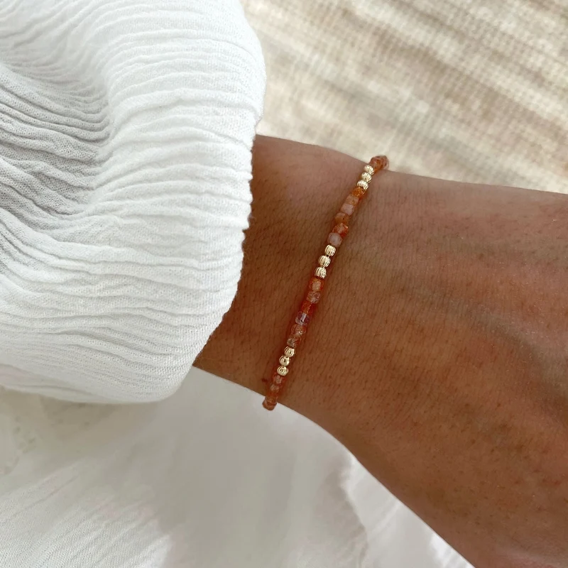 Bracelet "Hamin" pierre de soleil plaqué or