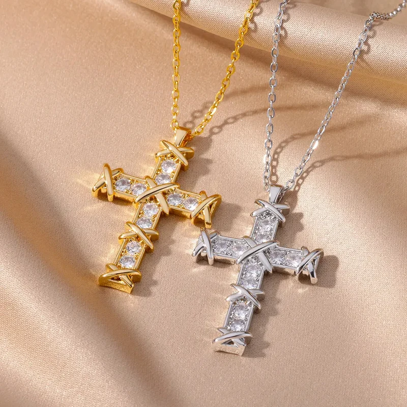 Collier Croix Barbelé