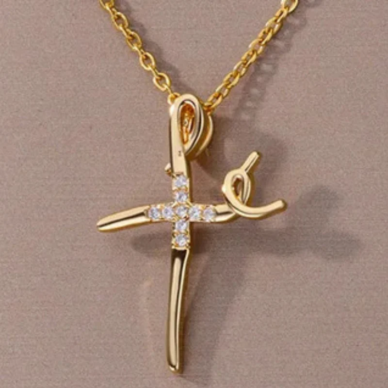 Collier Croix Design