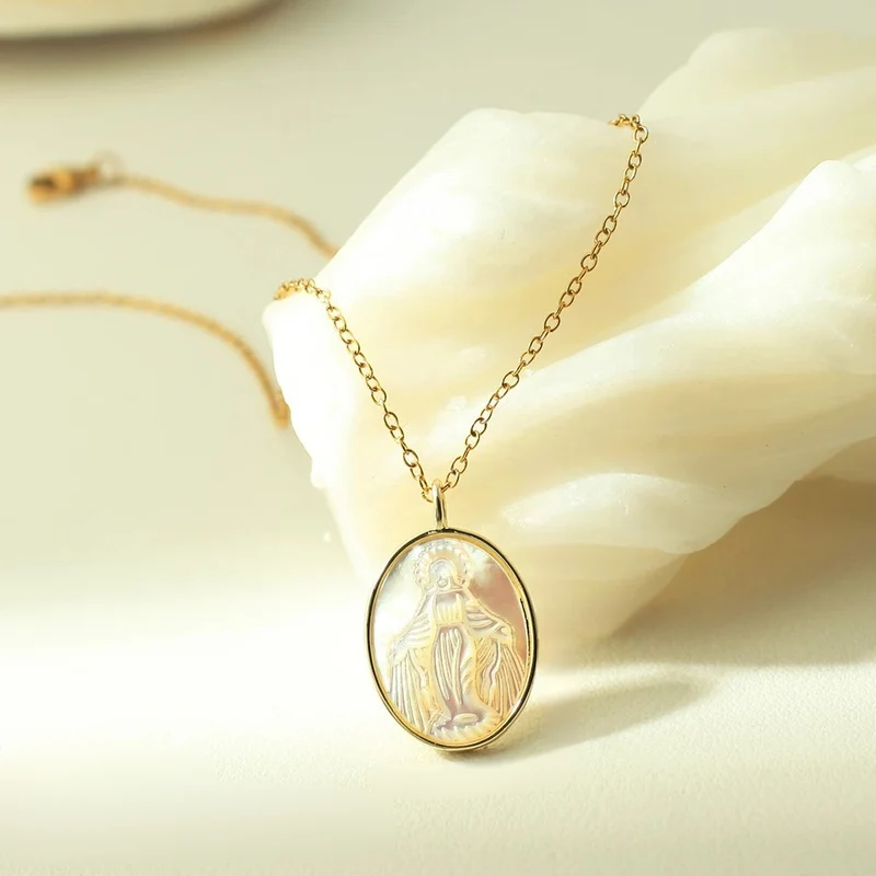 Collier Vierge Marie Nacre