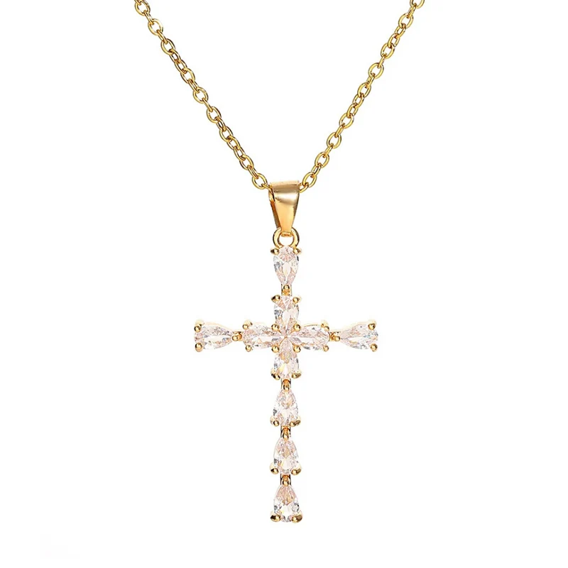 Collier Pendentif Croix Cristaux