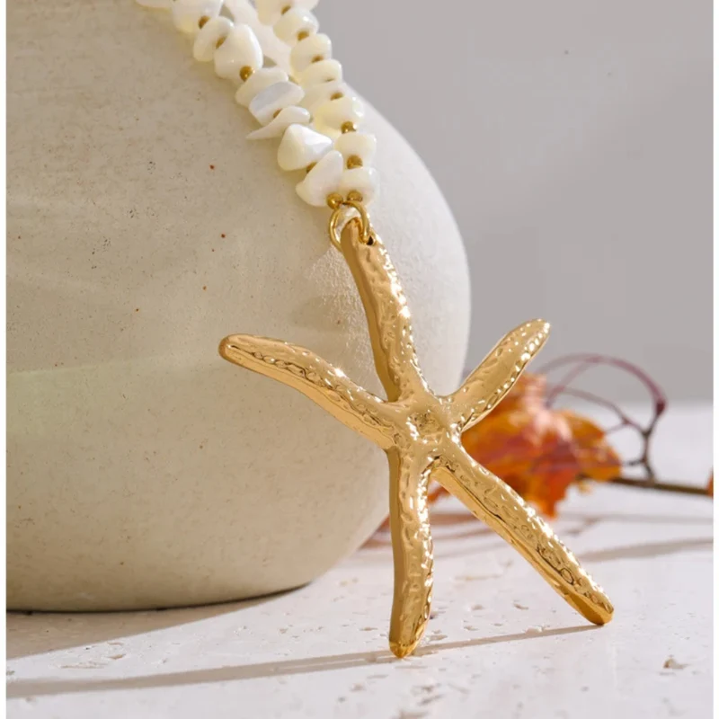 Collier Perles Blanches Étoile de Mer