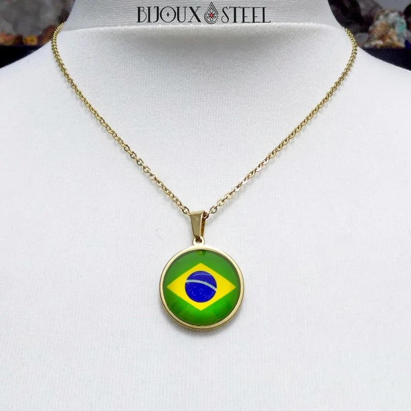 Collier à pendentif drapeau du Brésil