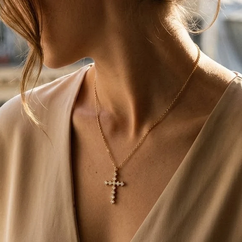 Collier strass croix