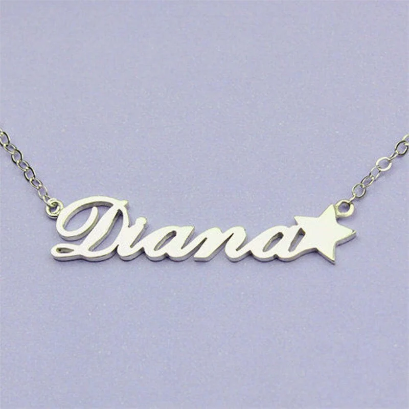 Collier personnalisable à prénom et étoile en acier chirurgical
