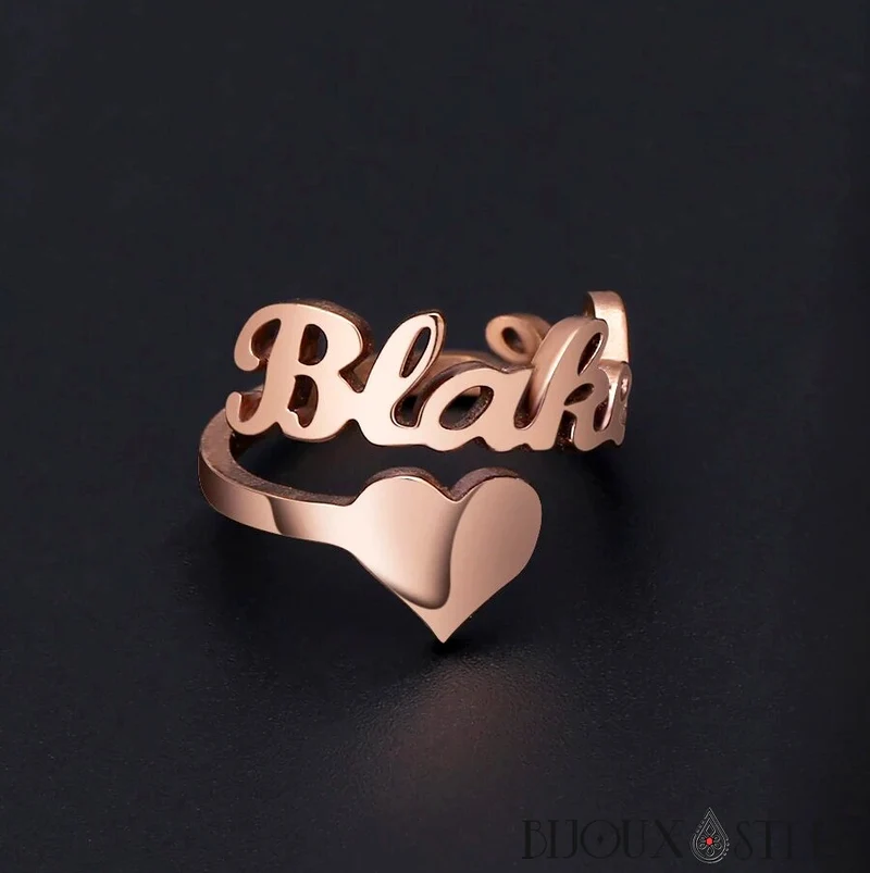 Bague à prénom personnalisable et cœur