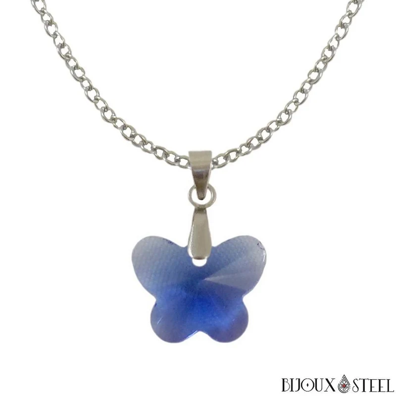 Collier à pendentif papillon en verre