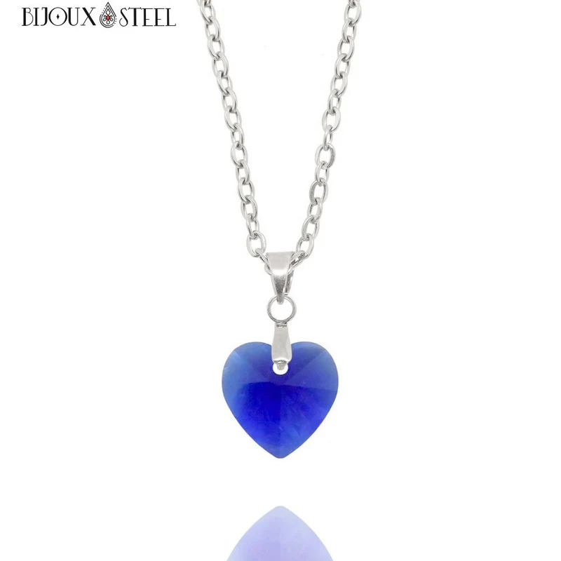 Collier à pendentif cœur en verre
