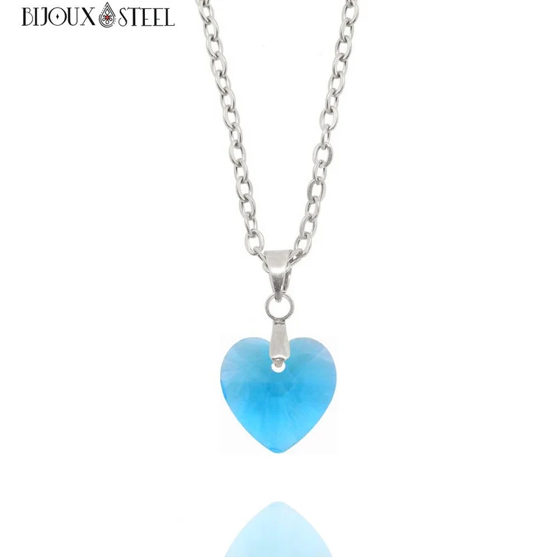 Collier à pendentif cœur en verre