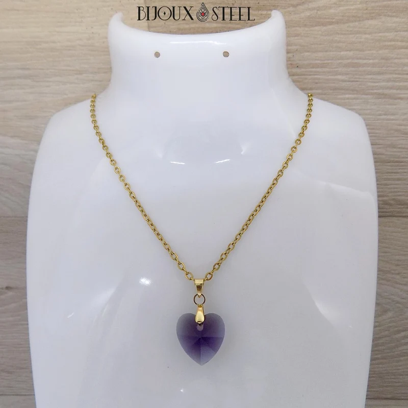 Collier à pendentif cœur en verre
