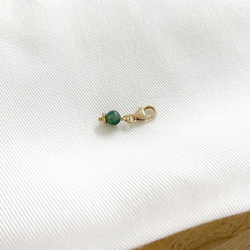 Charm "Lili" Agate mousse plaqué or