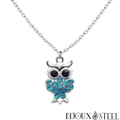 Collier à pendentif hibou argenté serti de strass