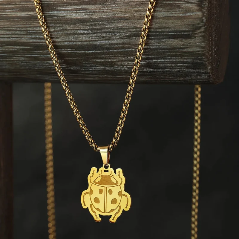 Collier Pendentif Coccinelle