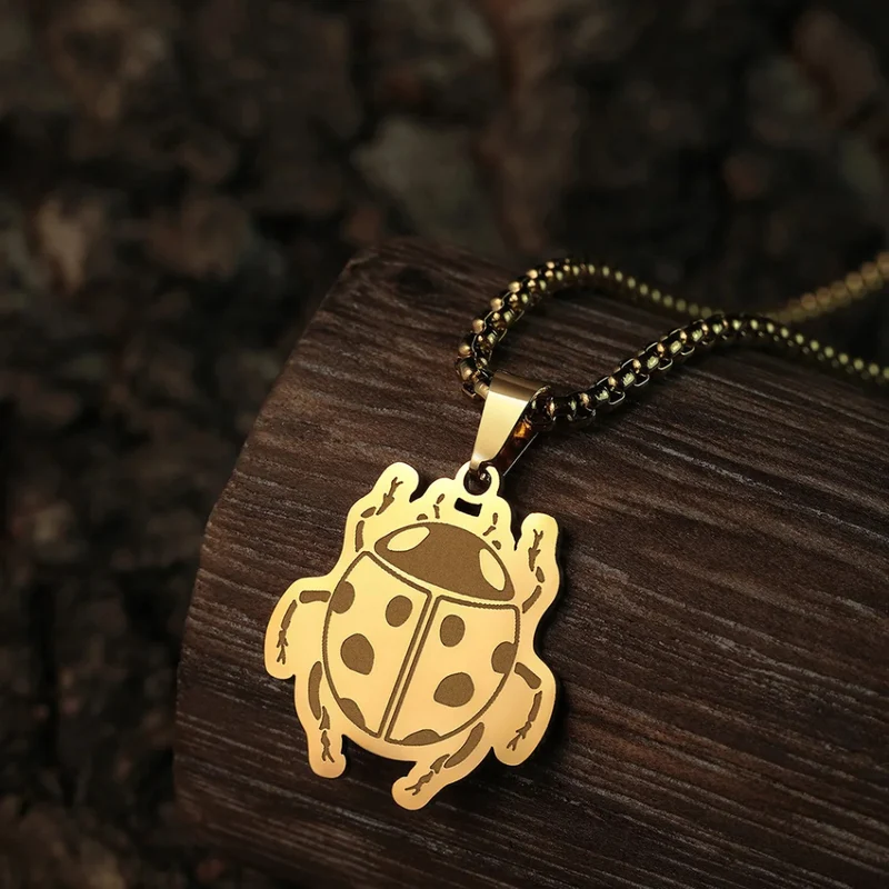 Collier Pendentif Coccinelle