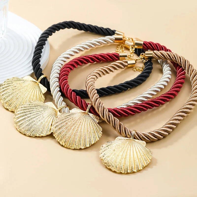 Collier Corde Coquillage