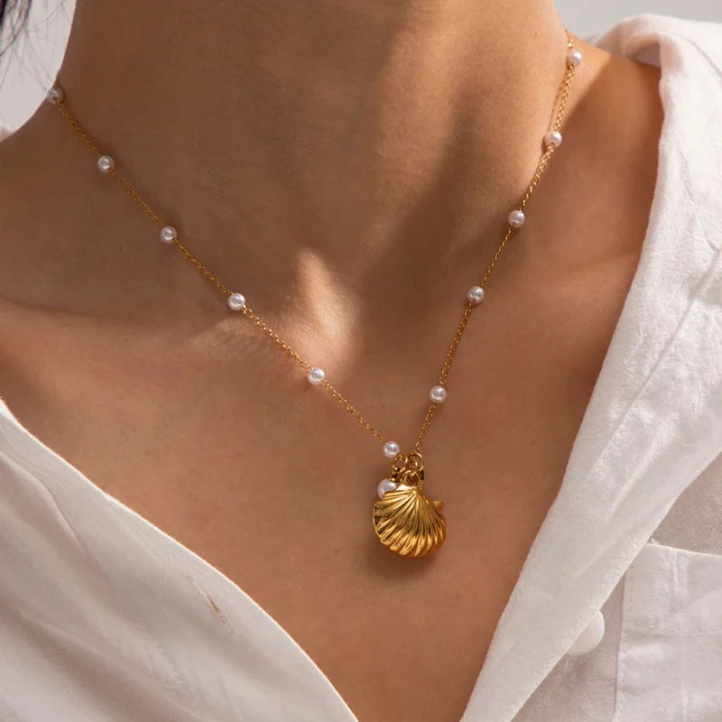 Collier Perle Pendentif Coquillage
