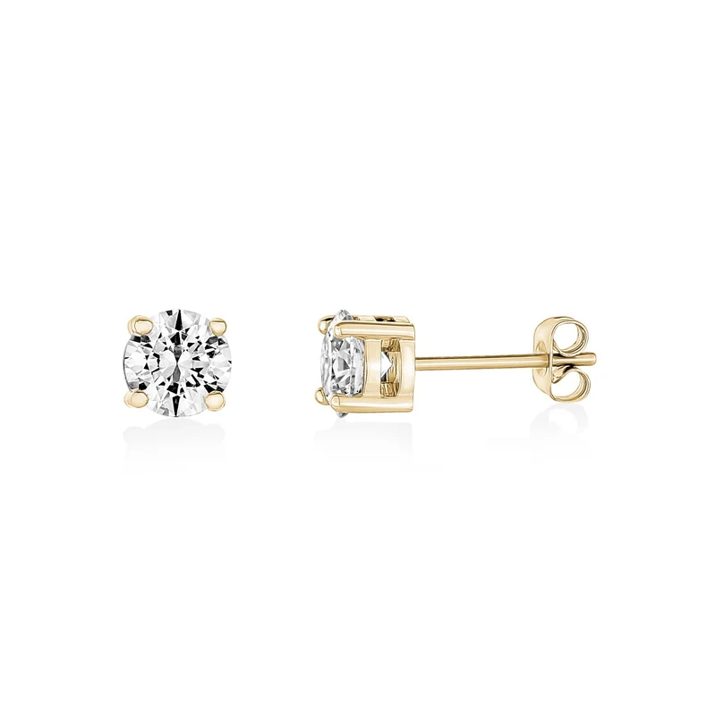 Clous d'oreilles en zircon cubique 6.5mm