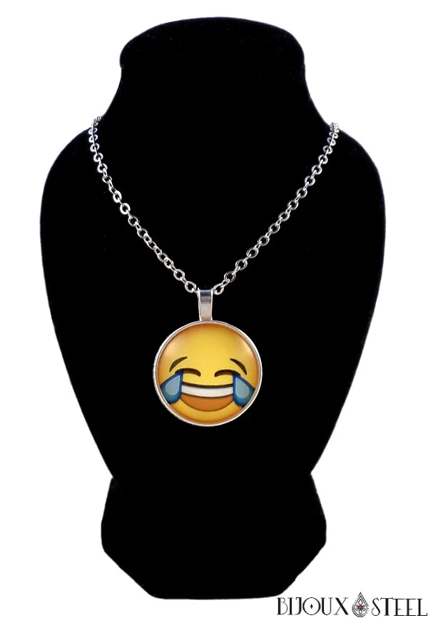 Collier à pendentif rond à Emoji - Émoticônes