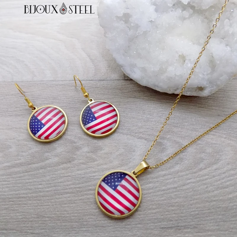 Collier à pendentif drapeau des États-Unis