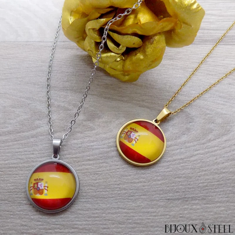 Collier à pendentif drapeau de l'Espagne
