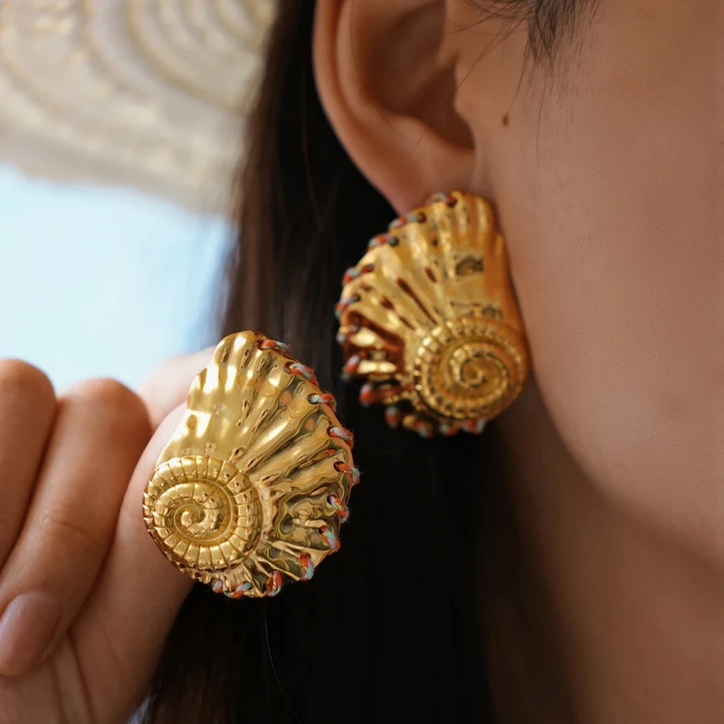 Boucles d'Oreilles Gros Coquillage Spirale