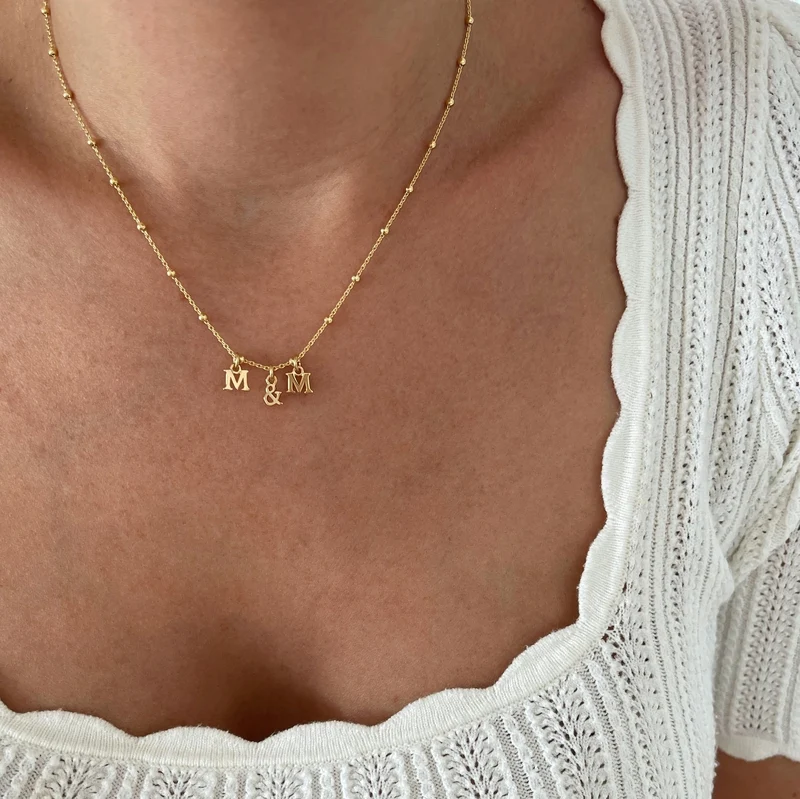 Collier "Initial" plaqué or