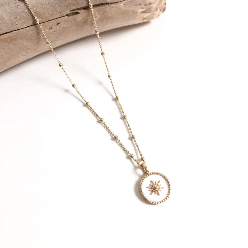 Collier "Soleil" Blanc plaqué or