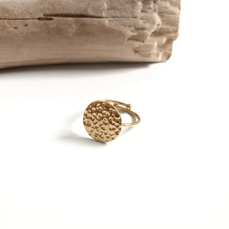 Bague "Médaille martelée" acier